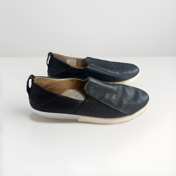 Olukai Women's Malua Slip On Size 8.5 Black Leather Boat Shoes - Picture 1 of 6
